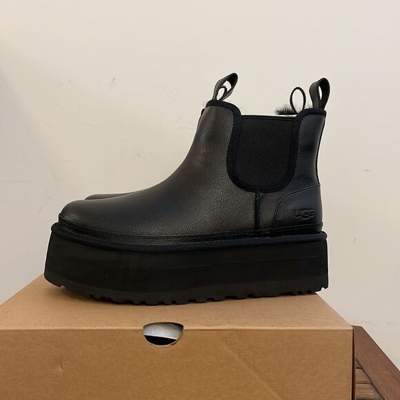UGG Neumel Platform Chelsea Boots Black Women Size 9 - Picture 9 of 15